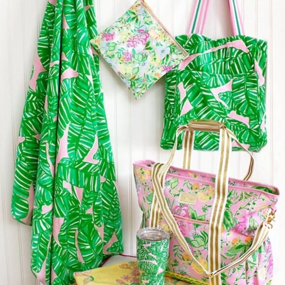 NWT Lilly Pulitzer Towel Tote - Picture 1 of 8